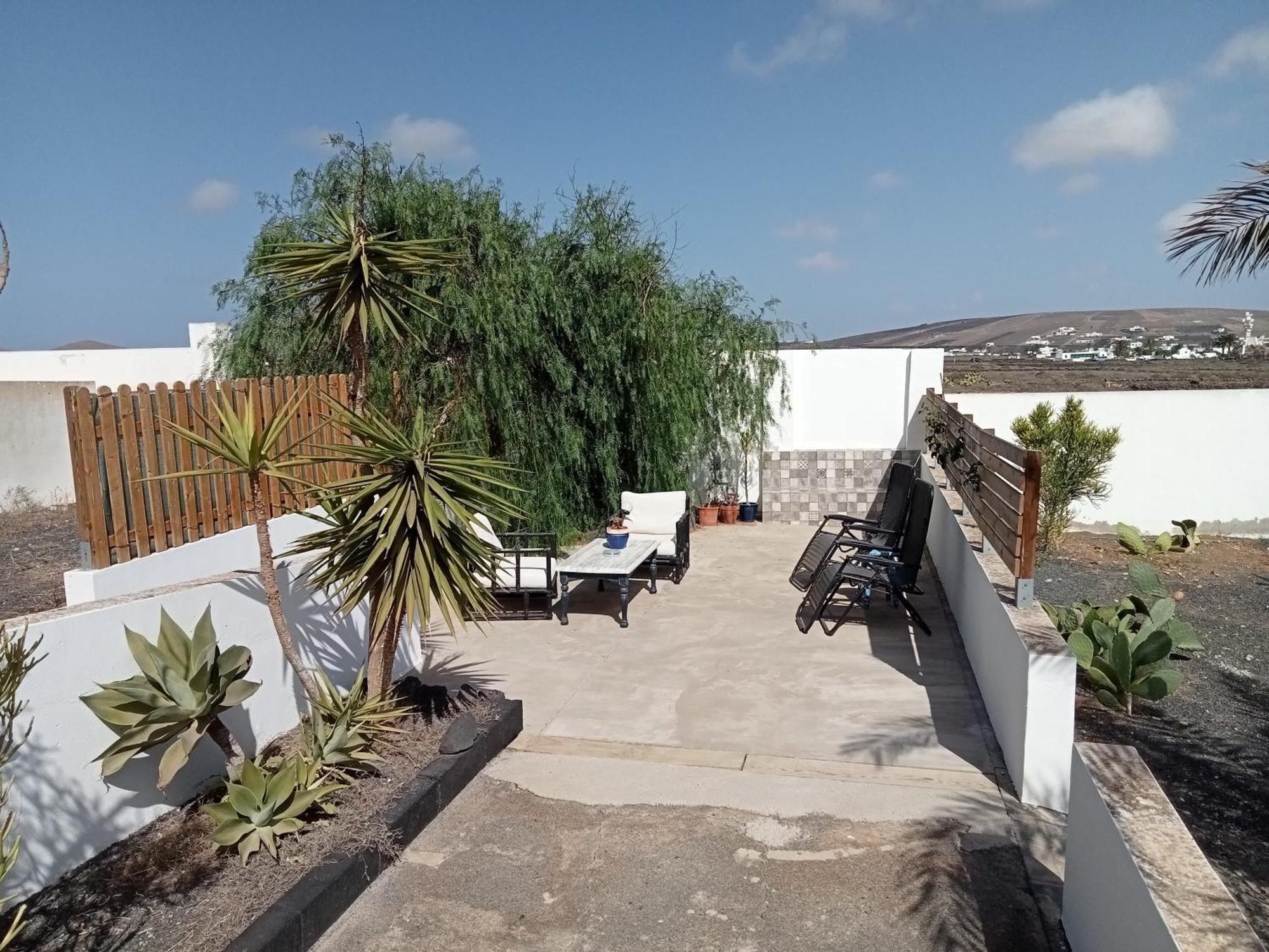 Quintero Suites San Bartolomé Exterior foto